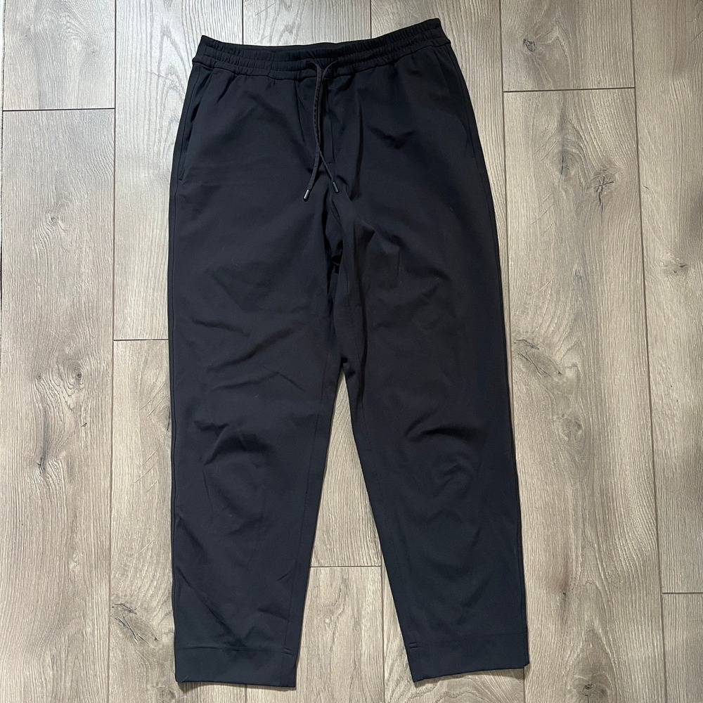 Lululemon On the Fly 7/8 Pant Luxtreme Black Drawcord Joggers LW5FWDS Size S